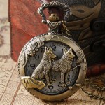 Classic Vintage Pocket Watch Bronze Dog Wolf Hollow Quartz Fob Pocket Watch With Necklace Chain Cool Pendant Clock Gift For Women Men